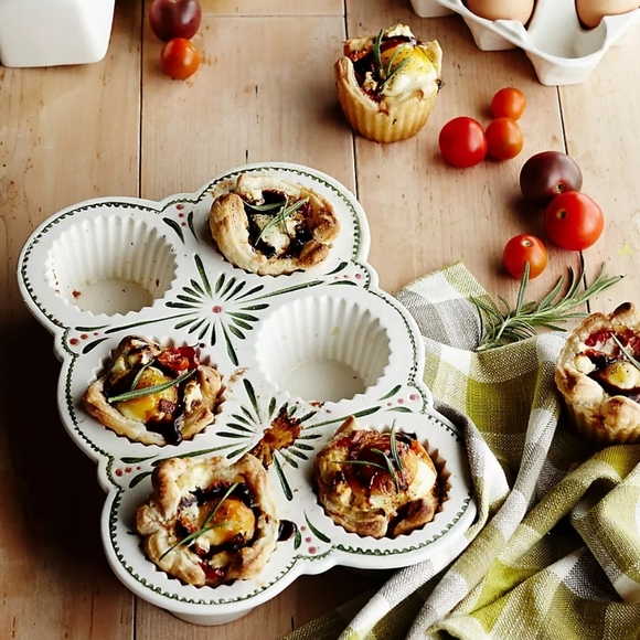 New Anthropologie Maelle Baking Pan - Picture 3 of 6